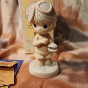 Enesco Precious Moments 1992 Figurine
